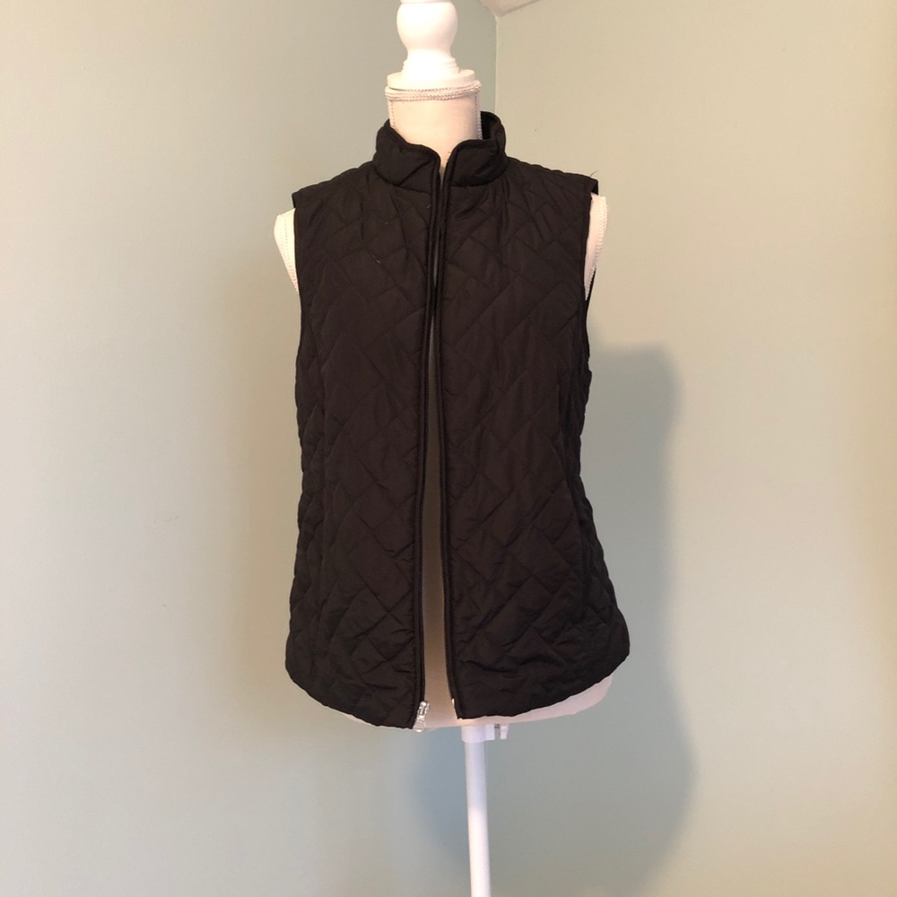 Croft & Borrow Black Quilted Vest